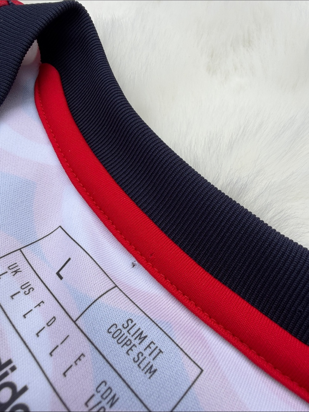 Adidas MLS x Marvel Captain America Pre-Match Soccer Jersey LARGE - Picture 6 of 7